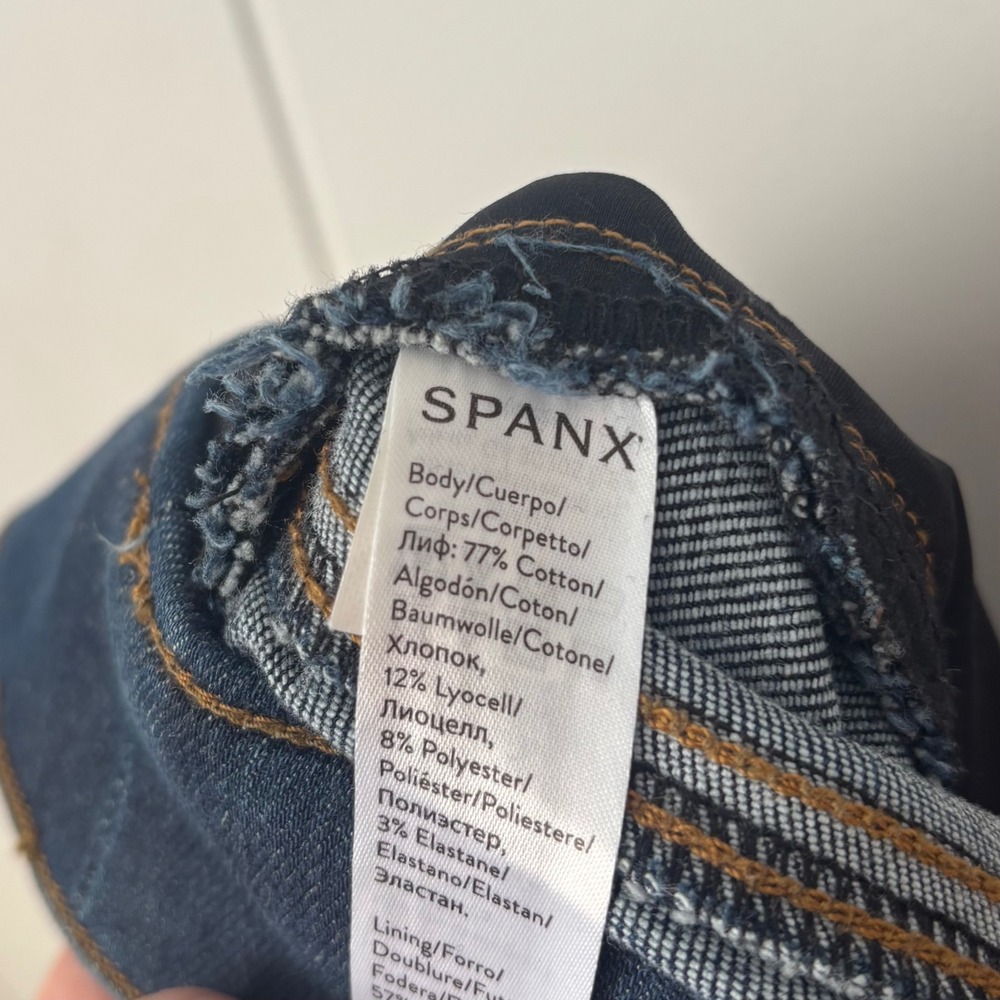 Spanx Womens Medium Distressed Ankle Jean-ish Leggings Dark Indigo Raw Hem - Picture 5 of 5